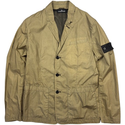 Stone island shadow - island, project